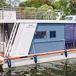 Botel 1 Bedroom Beautiful Ship In Brandenburg 3*
