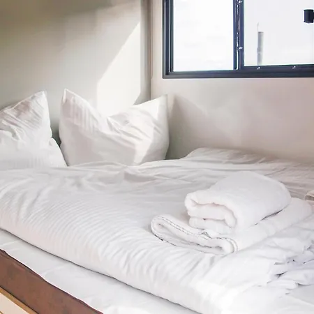 1 Bedroom Awesome Ship In Brandenburg بوتيل Brandenburg (Brandenburg an der Havel)